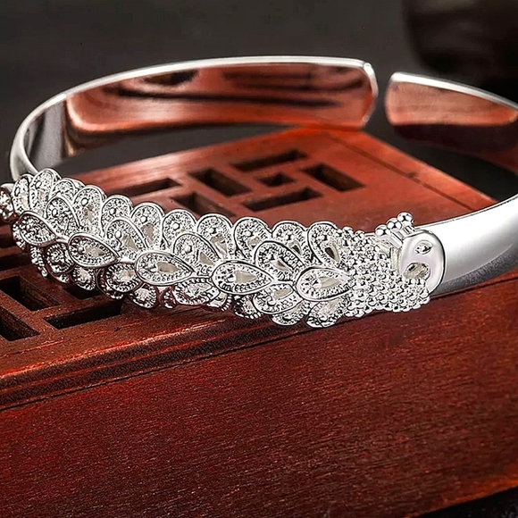 Peacock Animal Sterling Silver Adjustable Bangle Bracelet - Picture 2 of 9